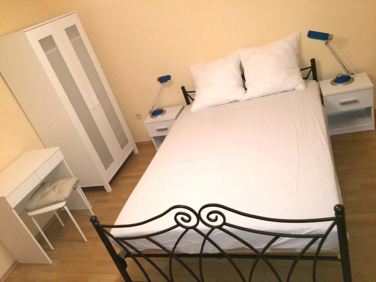 Biba Rooms คาร์โลวัตส์ ภายนอก รูปภาพ